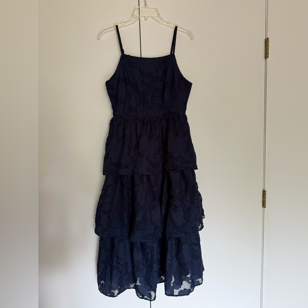 Elegant Navy Blue Spaghetti Strap Tiered Midi Dress